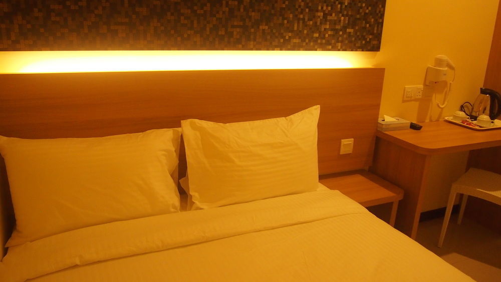 118 Hotel Macalister George Town Esterno foto