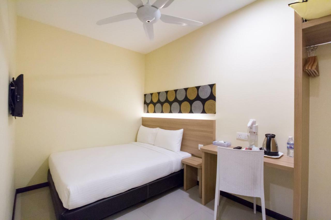 118 Hotel Macalister George Town Esterno foto