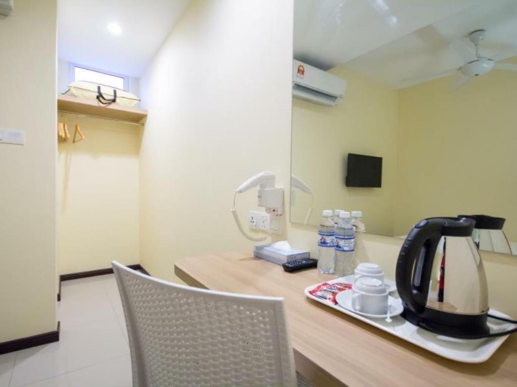 118 Hotel Macalister George Town Esterno foto